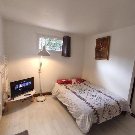 Studio Marjorie Indep. Dans Maison Particuliere Mérignac Kültér fotó