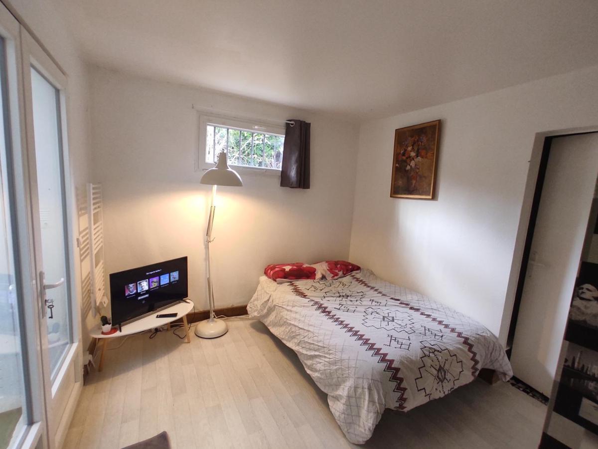 Studio Marjorie Indep. Dans Maison Particuliere Mérignac Kültér fotó